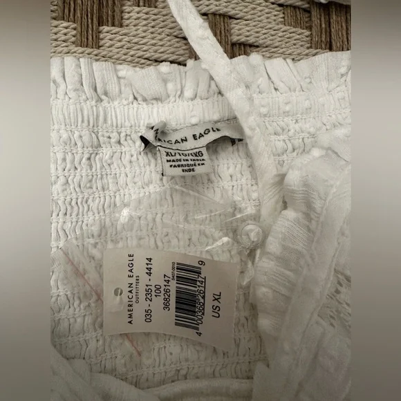 American Eagle White Lace Button-Up Crop Top NWT - Picture 5 of 6